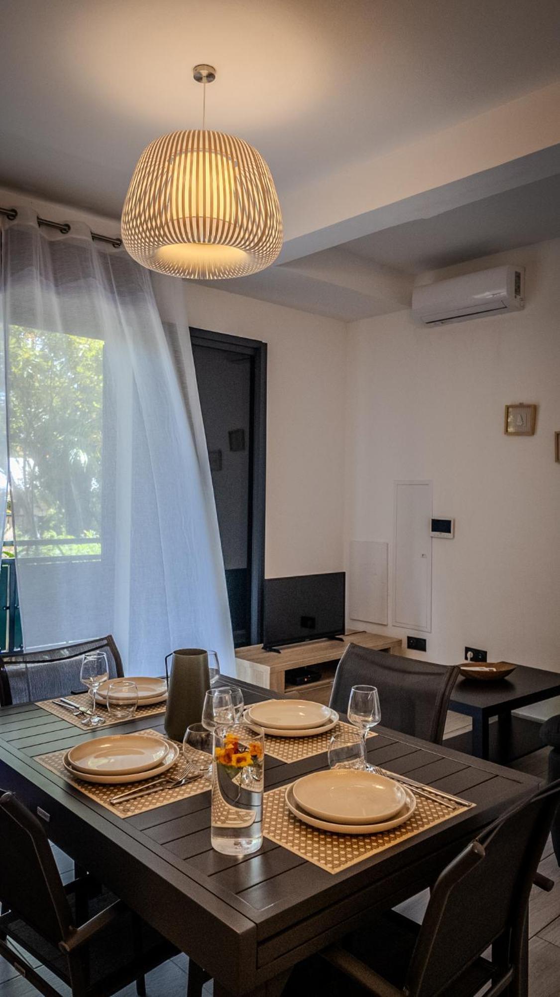 Les 3 Sables, Coco Apartment L'Etang-Sale Exterior photo